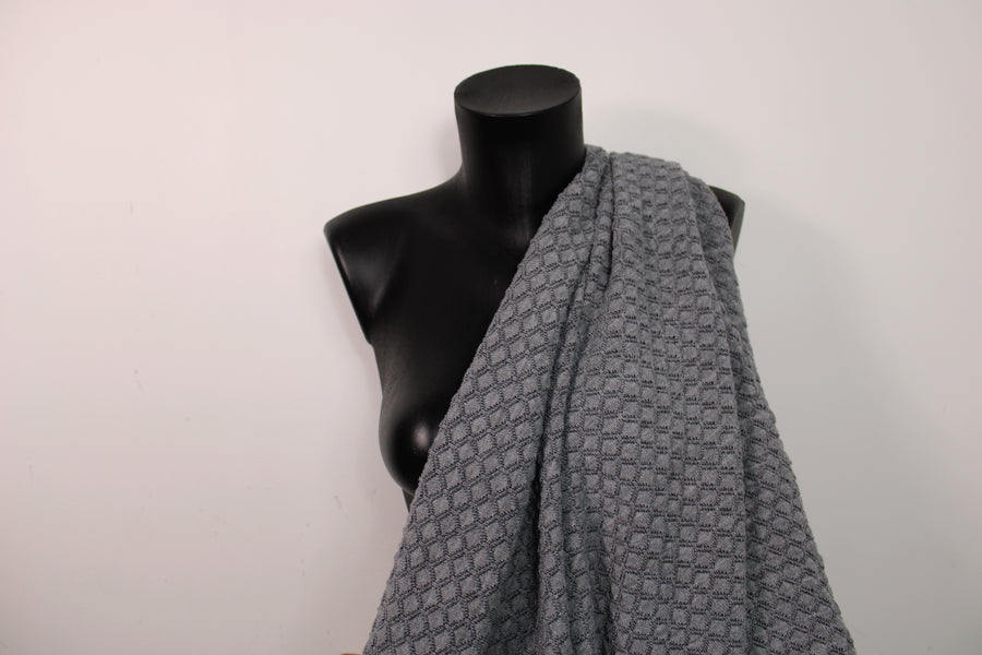 Tissu maille style tricot - motif losange - gris