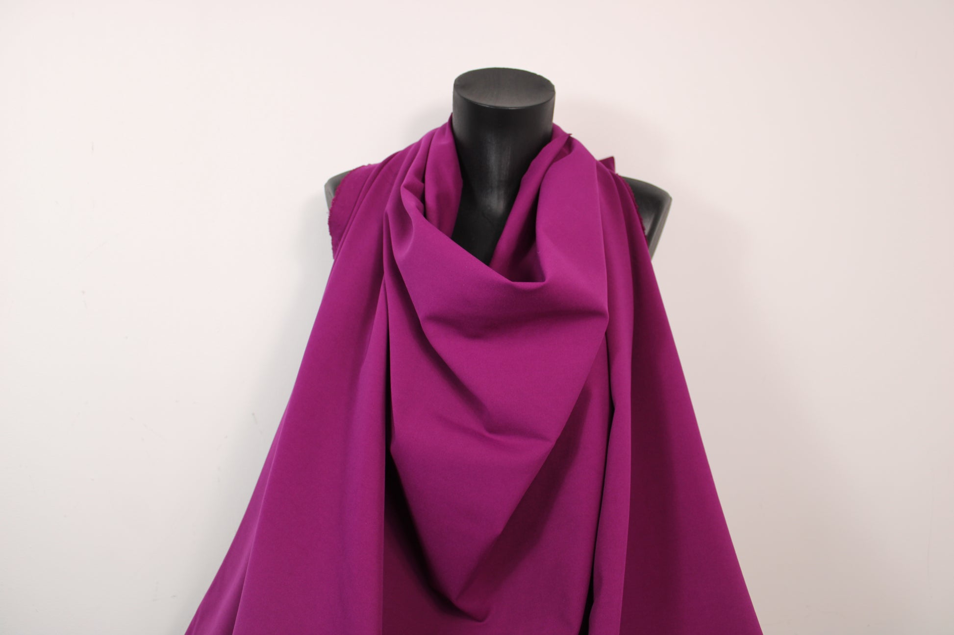Tissu milano - magenta - photo 4/4 | So Tissus