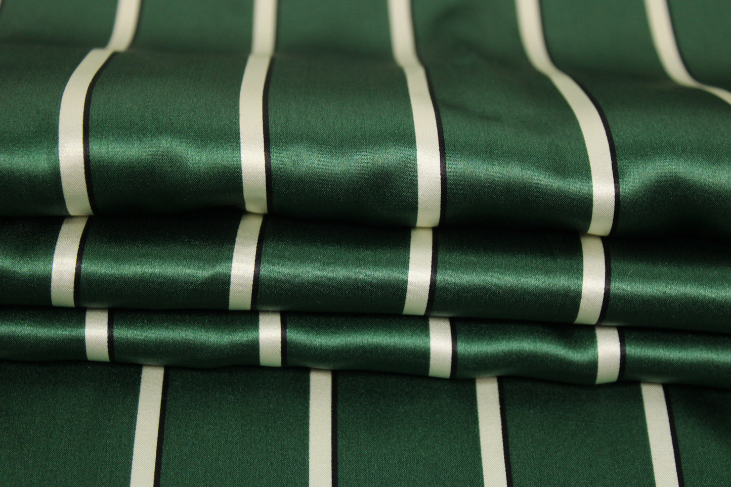 Tissu satin de soie - à rayures - vert et blanc - photo 2/5 | So Tissus
