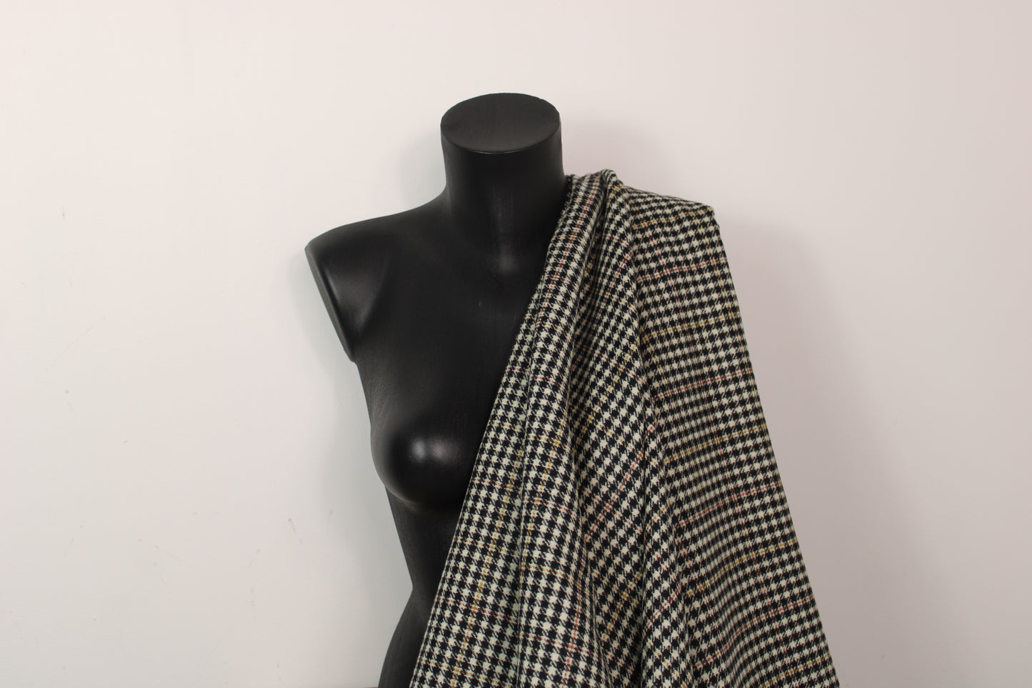 Tissu flanelle de laine - pied de poule - noir et blanc - photo 3/5 | So Tissus