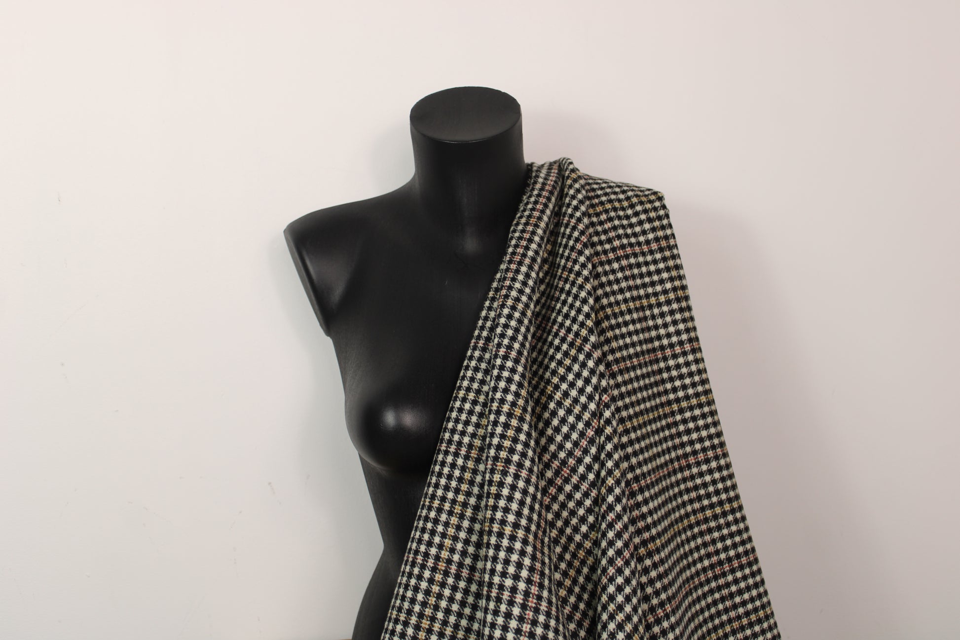 Tissu flanelle de laine - pied de poule - noir et blanc - photo 3/5 | So Tissus