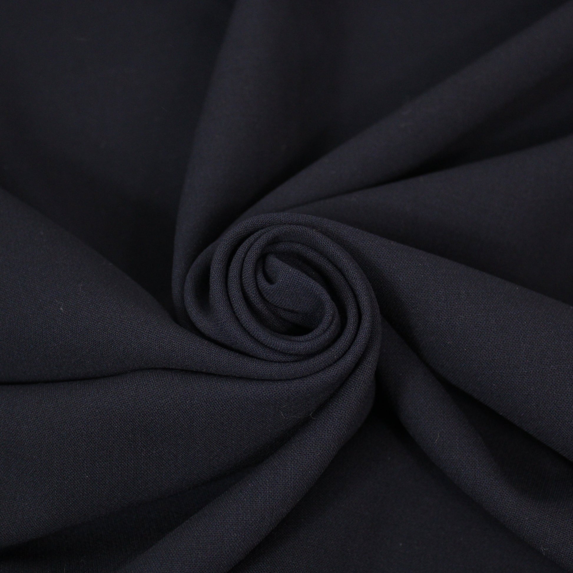 Tissu crêpe de laine - bleu marine foncé - photo 1/4 | So Tissus