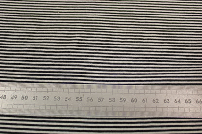 Tissu maille jersey viscose - à rayures - noir et blanc - photo 5/5 | So Tissus