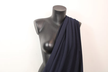 Tissu crêpe gaufré - bleu marine - photo 3/4 | So Tissus