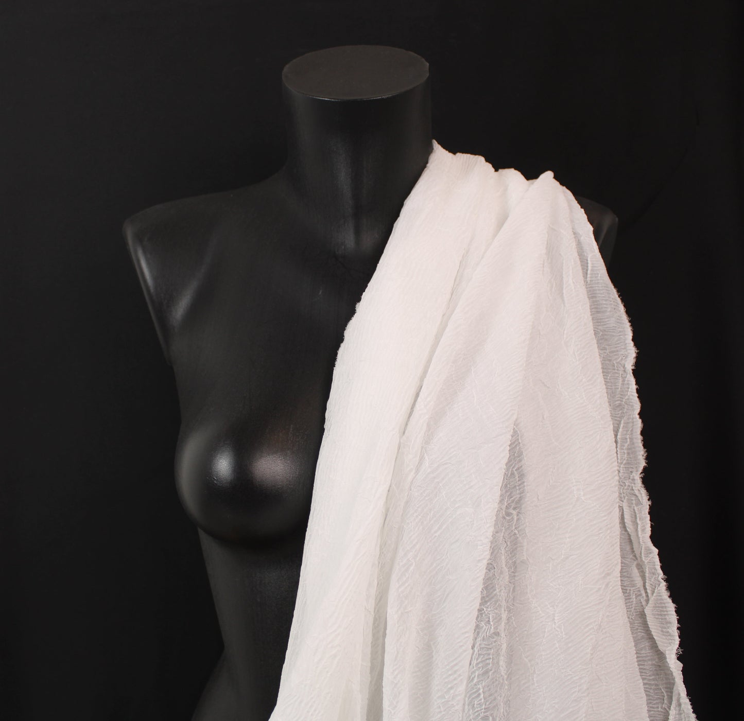 Tissu crêpon  - blanc - photo 3/4 | So Tissus