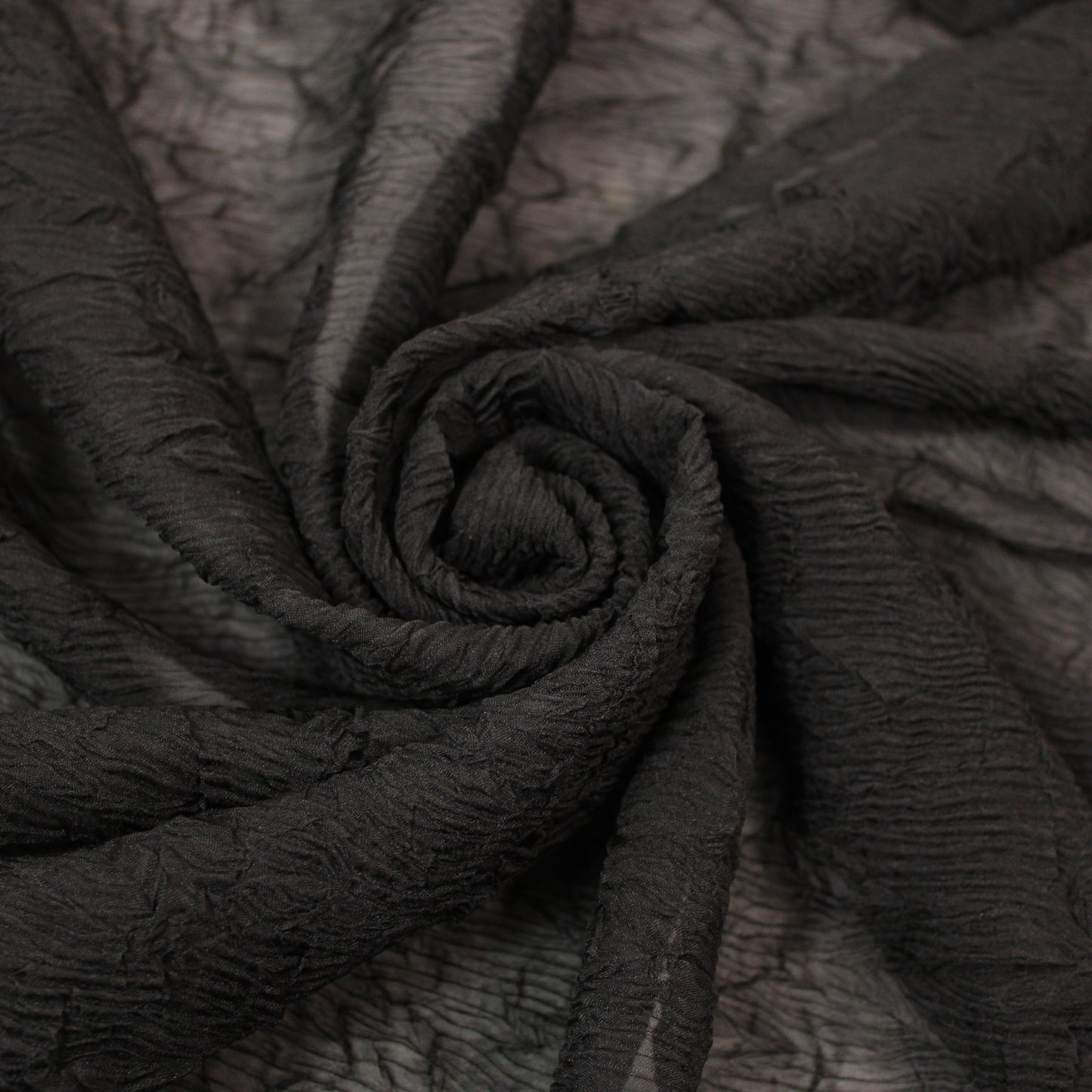 Tissu crêpon - noir - photo 1/4 | So Tissus