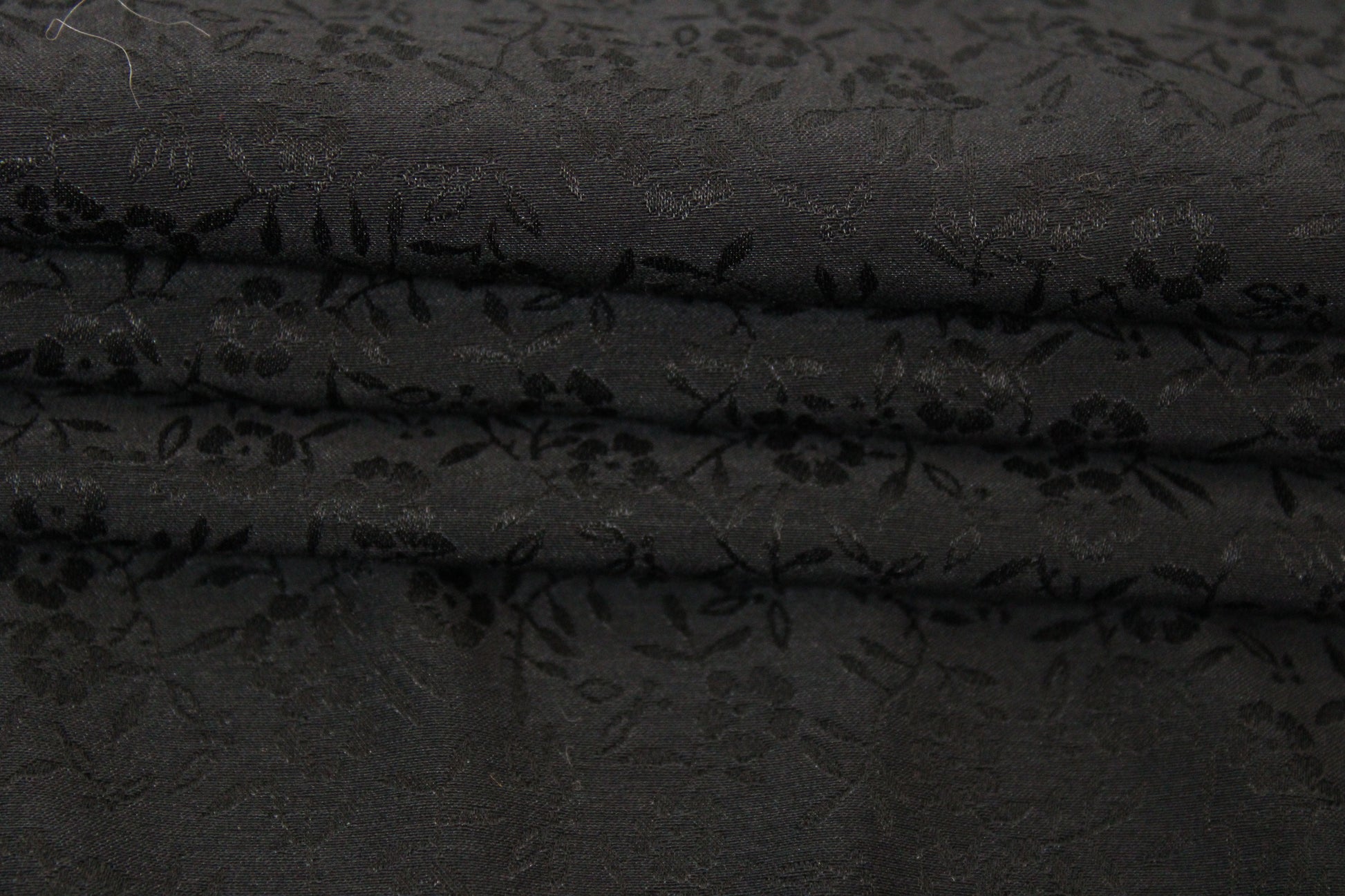 Tissu voile de soie et coton- imprimé fleuri - noir - photo 2/4 | So Tissus
