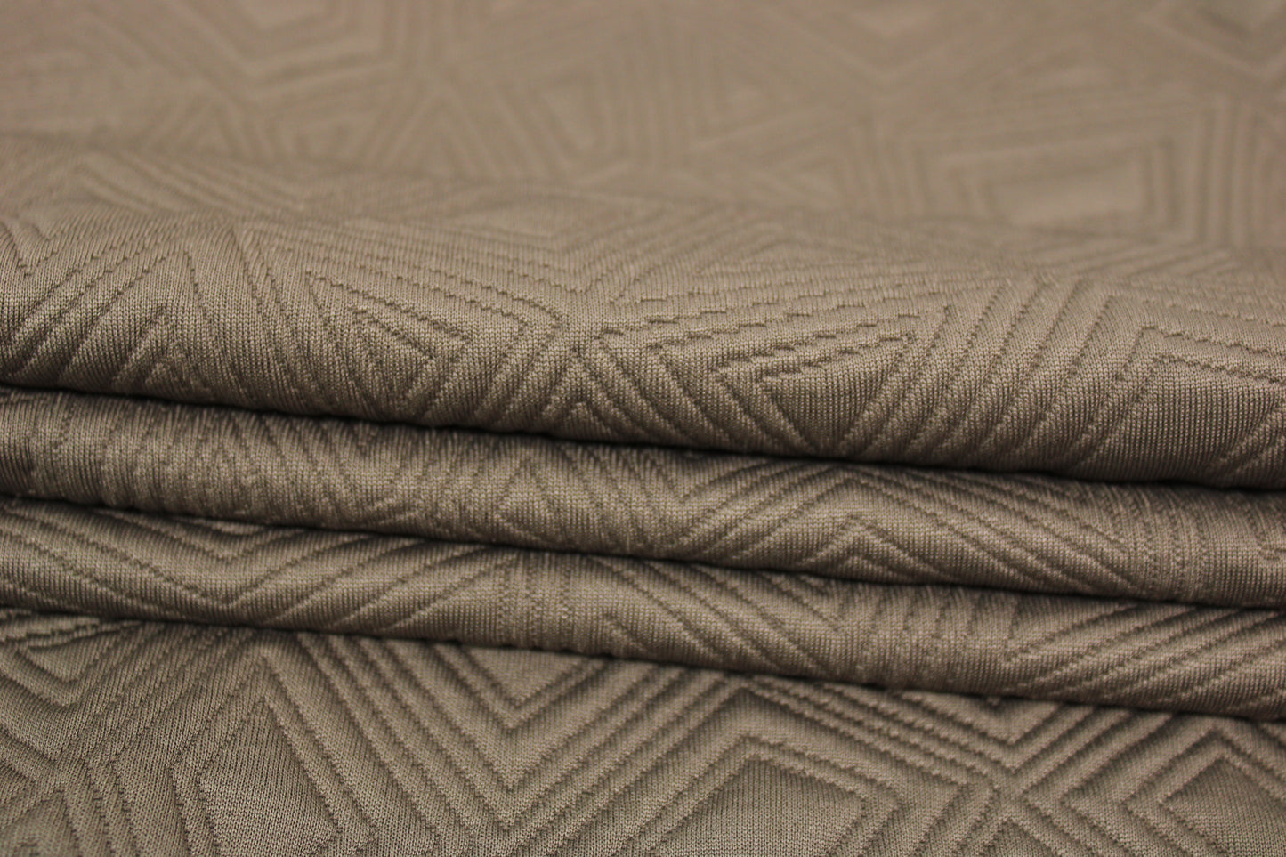 Tissu maille gaufré - marron glacé - photo 2/4 | So Tissus