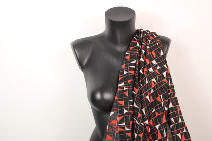 Tissu viscose - imprimé géométrique - ton noir et rouge - photo 3/5 | So Tissus