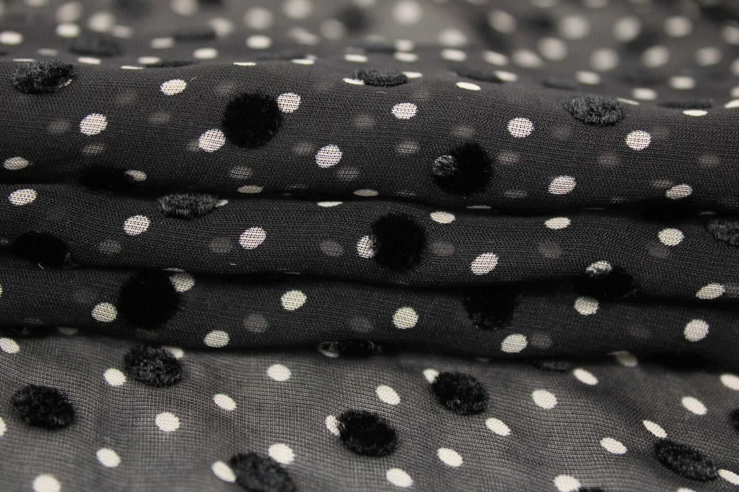 Tissu mousseline de soie dévoré - noir à pois - photo 2/6 | So Tissus