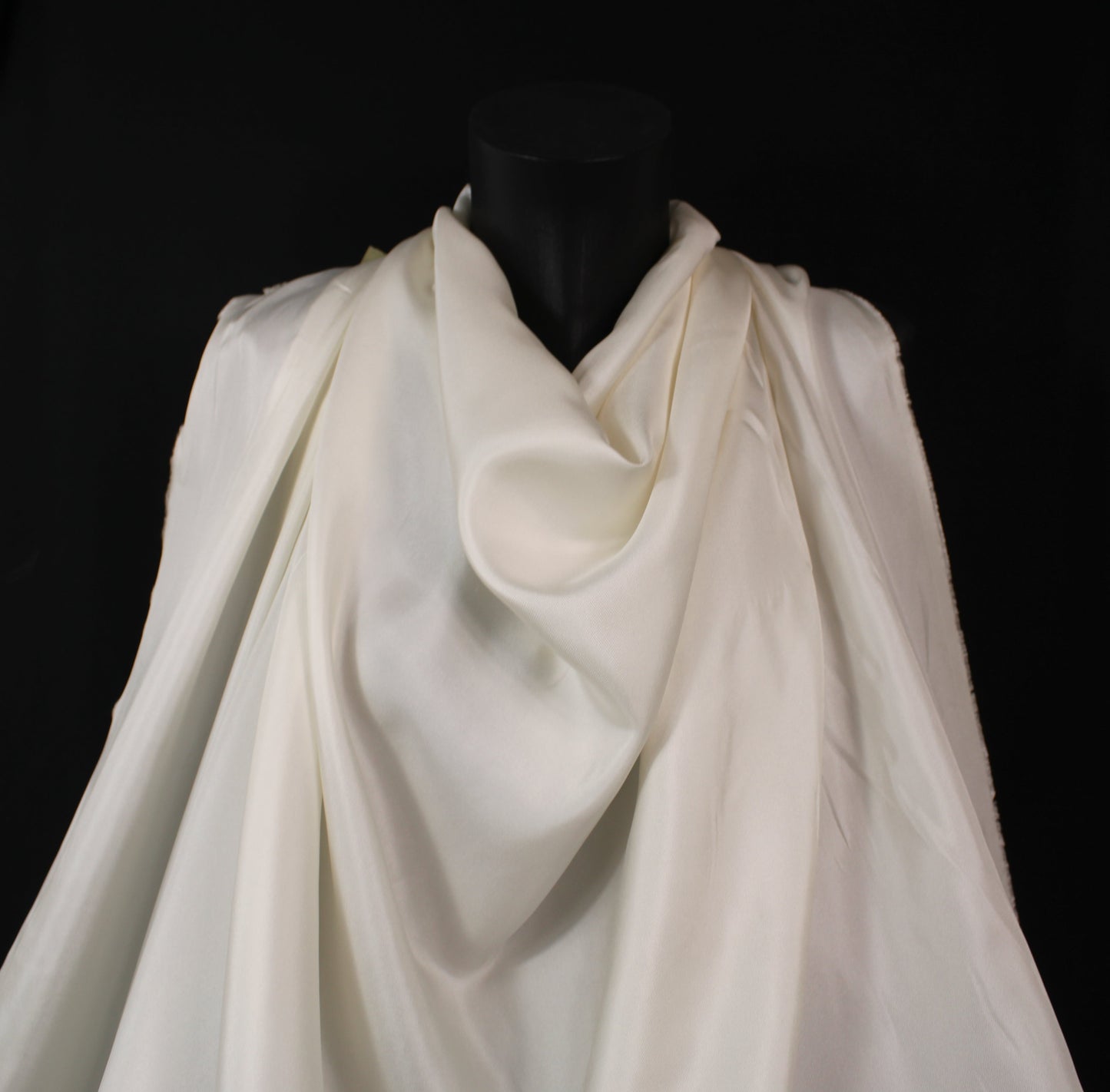 Tissu twill de soie - ivoire - photo 4/4 | So Tissus