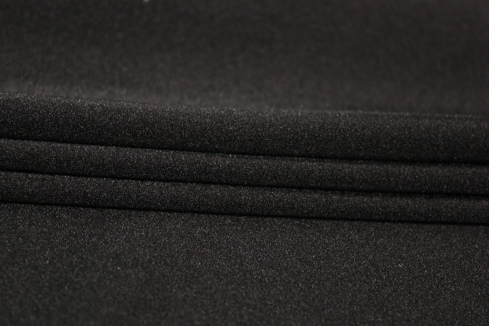 Tissu maille maillot de bain - noir - photo 2/4 | So Tissus