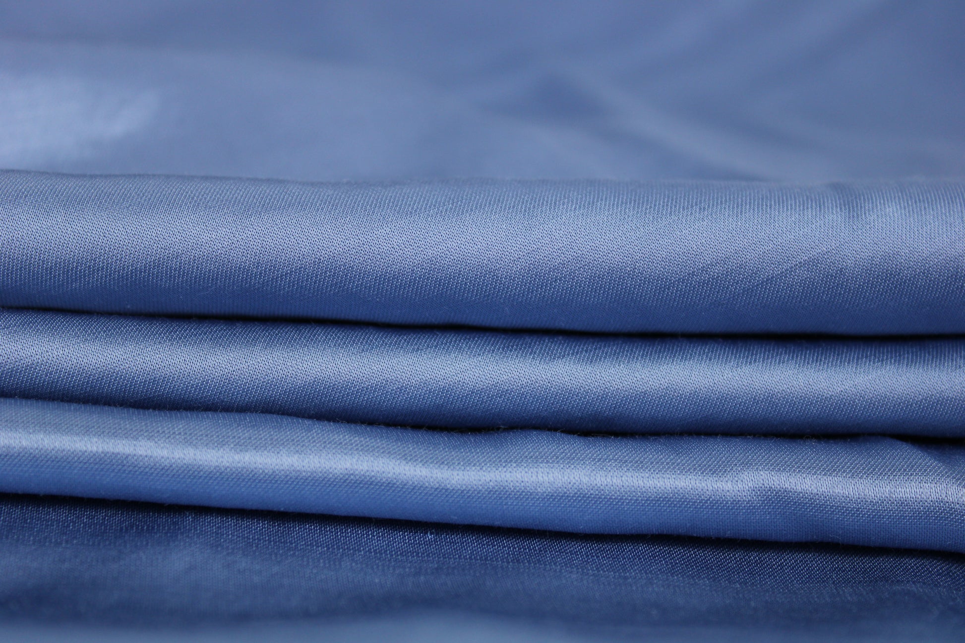 Tissu satin de viscose - bleu pastel - photo 2/4 | So Tissus