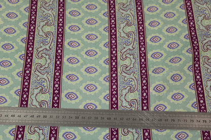 Tissu viscose - imprimé abstrait - rayure violette - ton vert d'eau - photo 5/5 | So Tissus