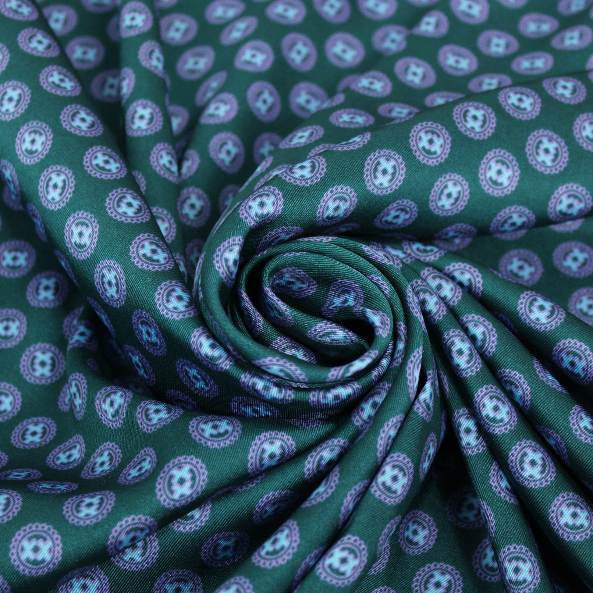 Tissu twill  - imprimé circulaire - vert sapin et rose - photo 1/5 | So Tissus