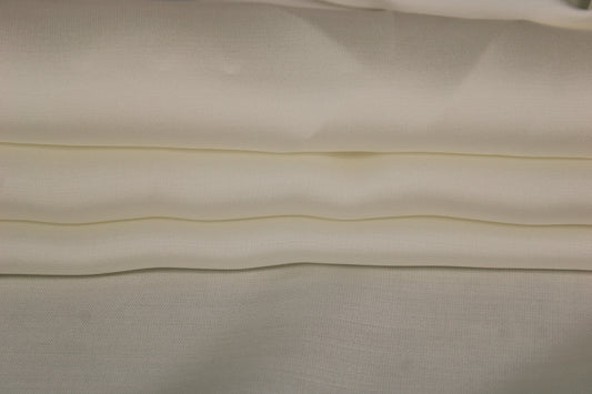 Tissu satin de viscose - blanc - photo 2/4 | So Tissus