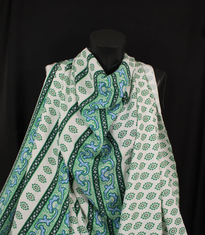 Tissu viscose - imprimé abstrait - rayure verte - ton vert d'eau - photo 4/5 | So Tissus