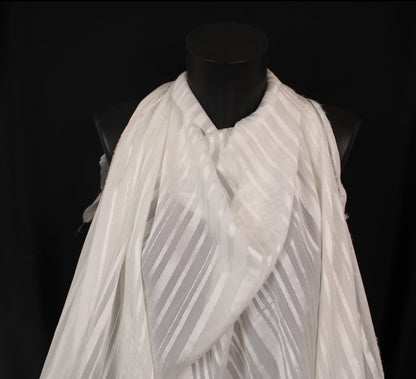 Tissu mousseline de soie - à rayures - blanc et argenté - photo 4/6 | So Tissus