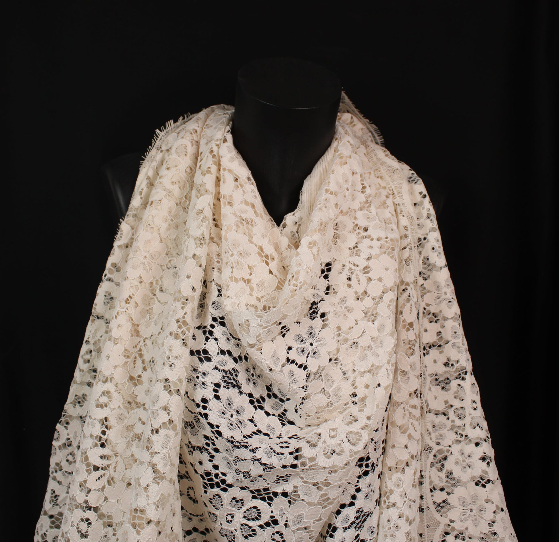 Tissu dentelle fleuri - écru - photo 4/5 | So Tissus
