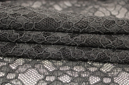 Tissu dentelle geométrique - noir - photo 2/5 | So Tissus