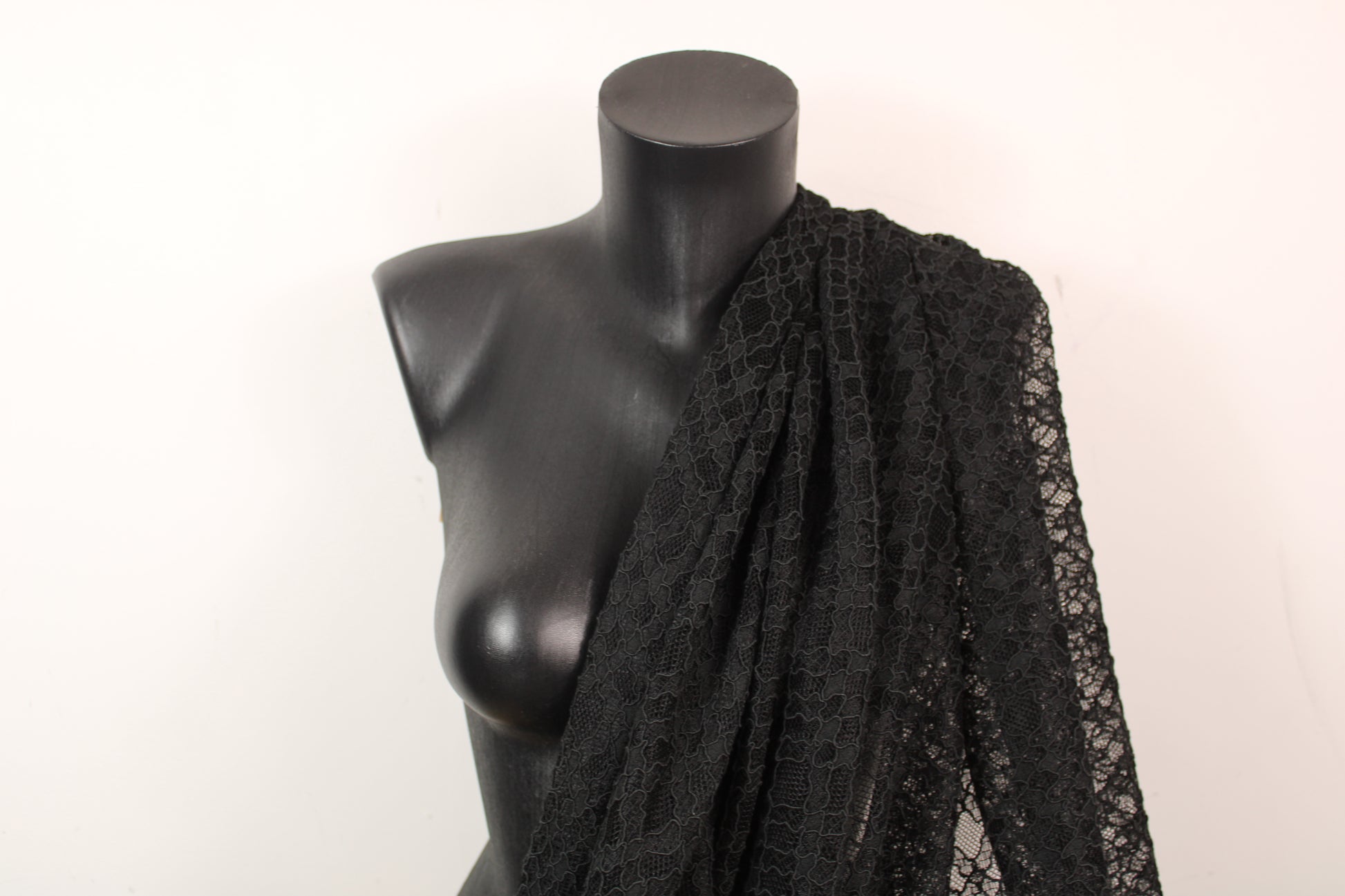 Tissu dentelle geométrique - noir - photo 3/5 | So Tissus