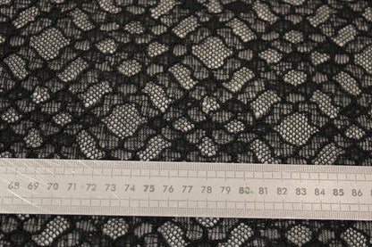 Tissu dentelle geométrique - noir - photo 5/5 | So Tissus