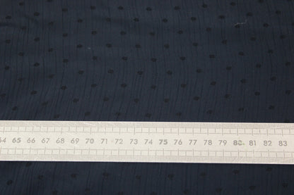 Tissu crêpon viscose - à pois - bleu marine - photo 5/5 | So Tissus