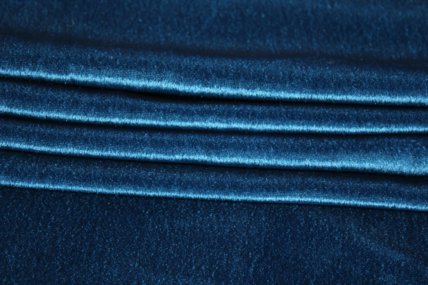 Tissu maille velours - bleu de prusse - photo 2/4 | So Tissus