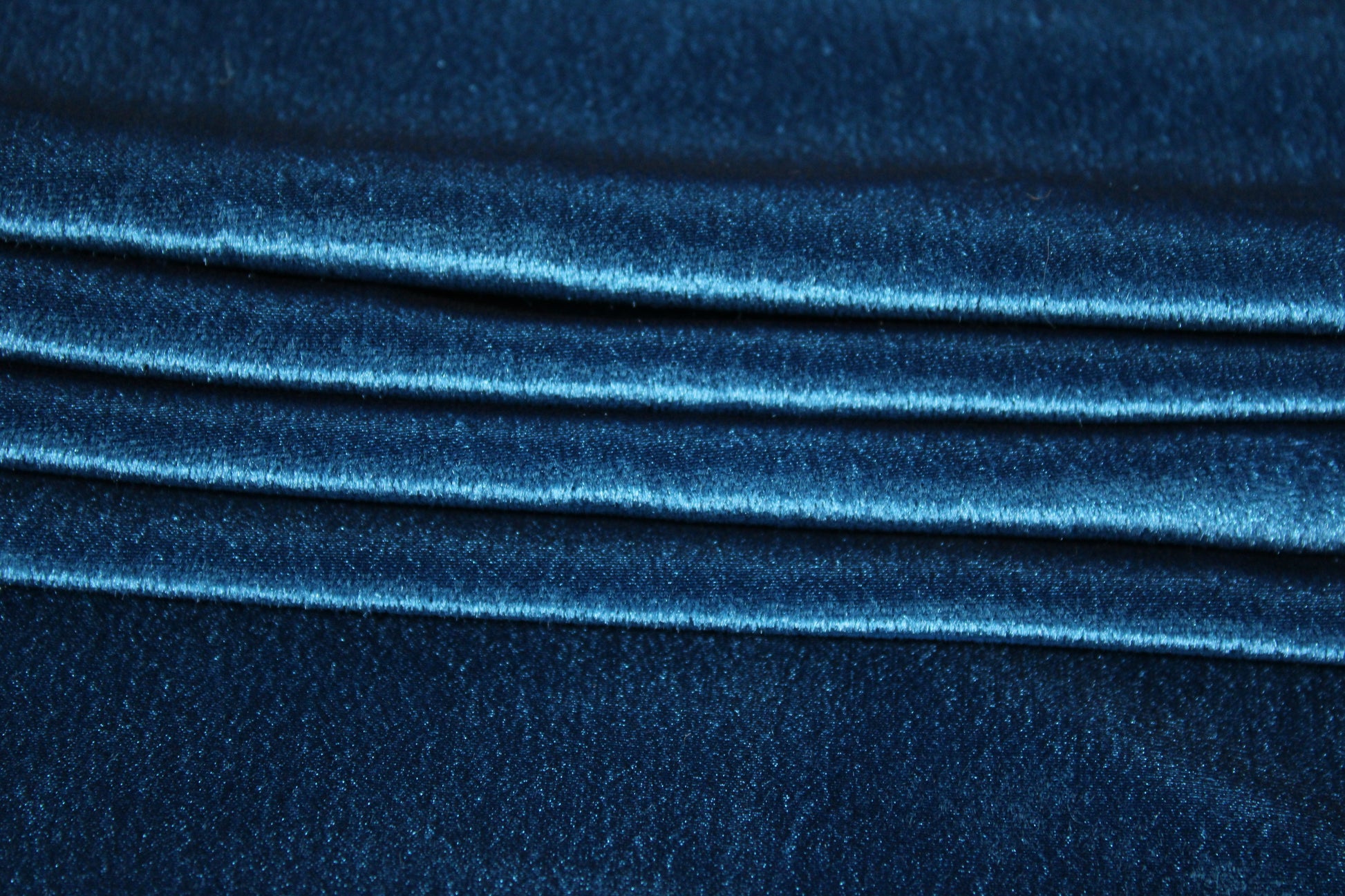 Tissu maille velours - bleu de prusse - photo 2/4 | So Tissus