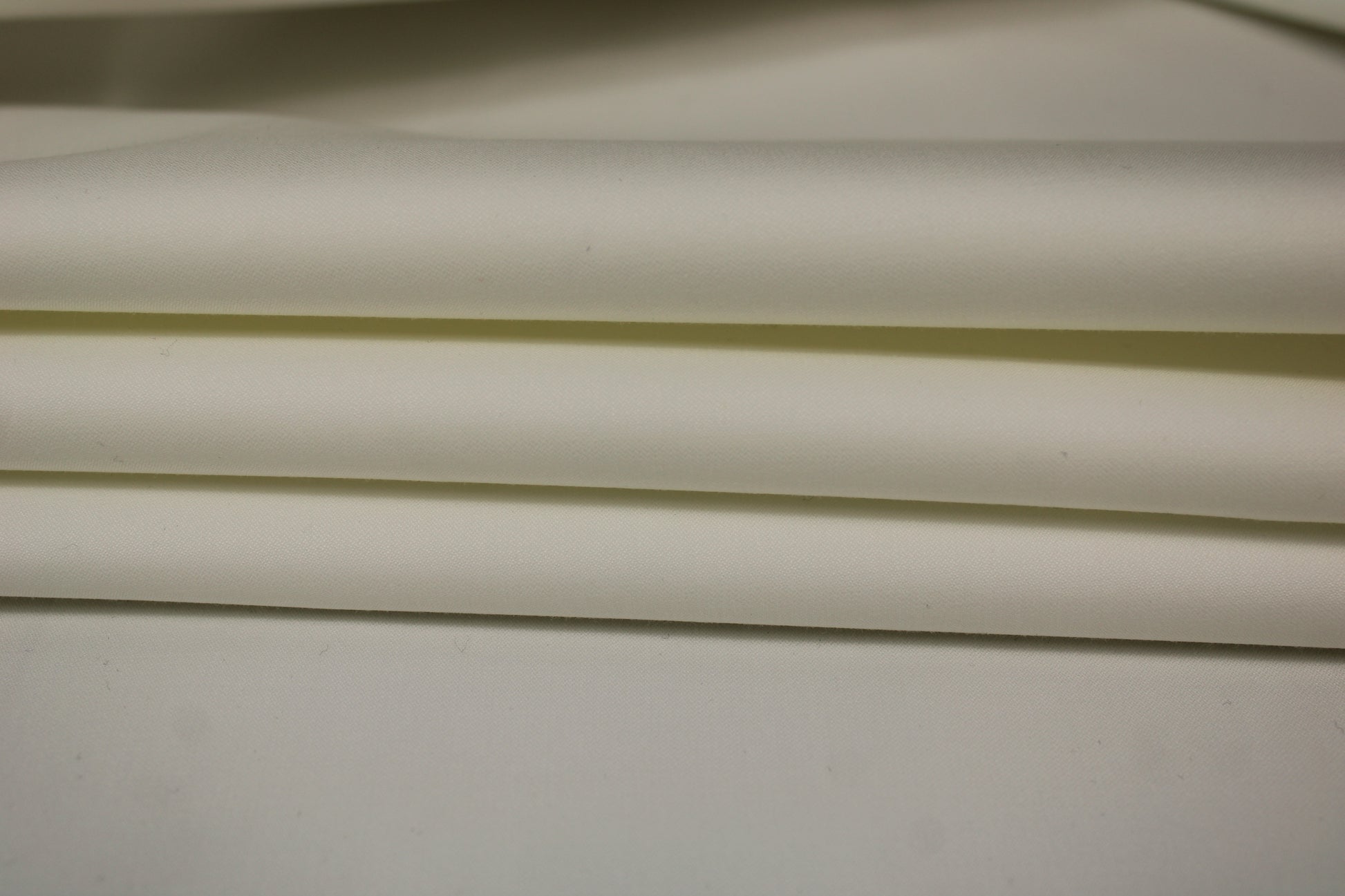 Tissu gabardine de coton prestige - blanc - photo 2/4 | So Tissus