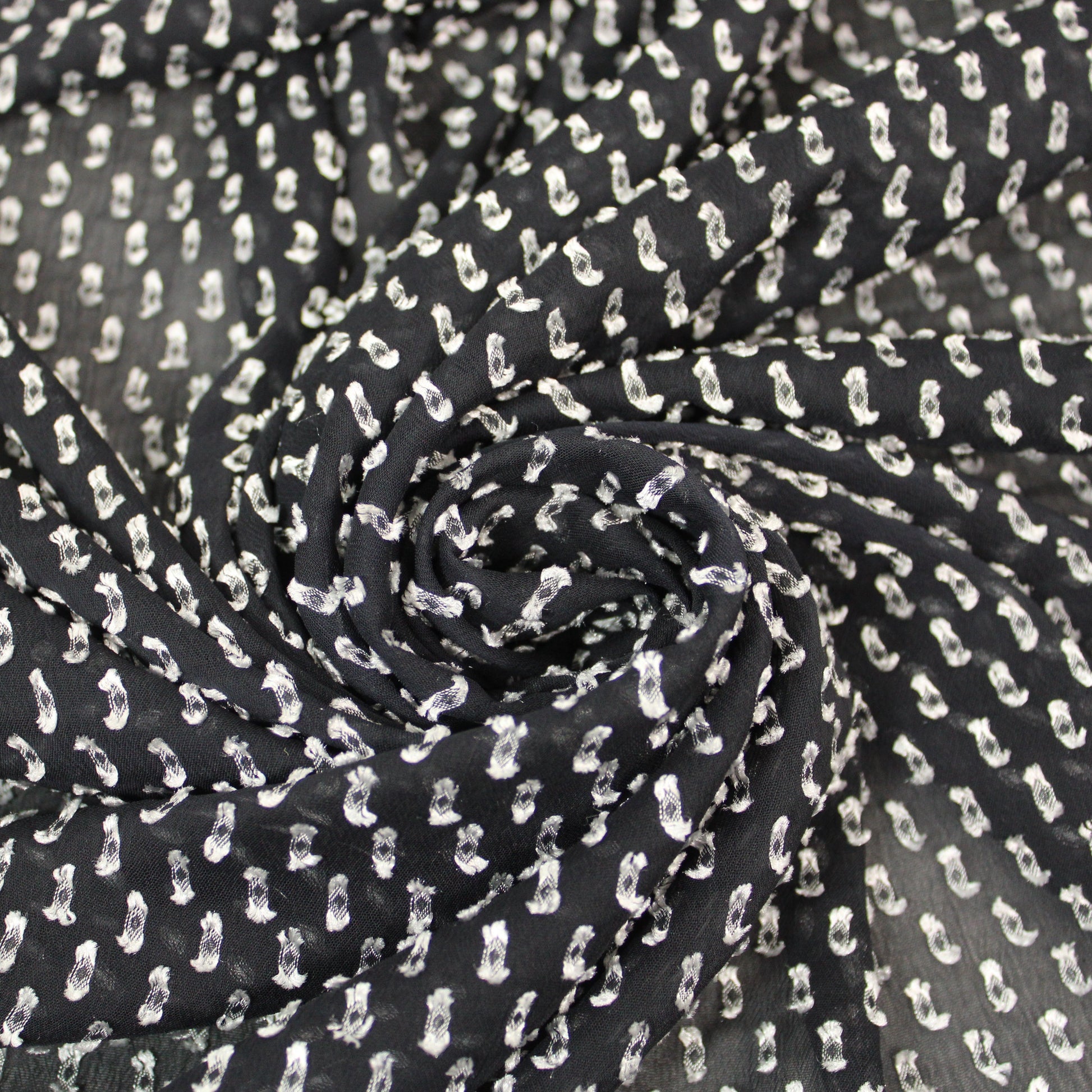 Tissu plumetis - noir et blanc - photo 1/6 | So Tissus