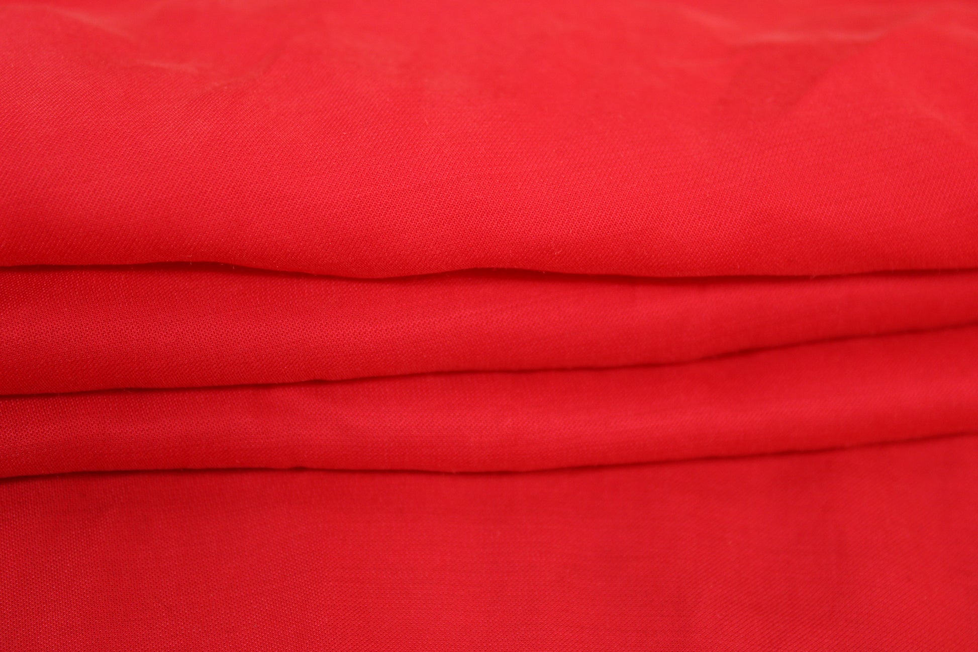 Tissu tencel cupro - rouge garance - photo 2/4 | So Tissus