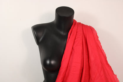 Tissu tencel cupro - rouge garance - photo 3/4 | So Tissus