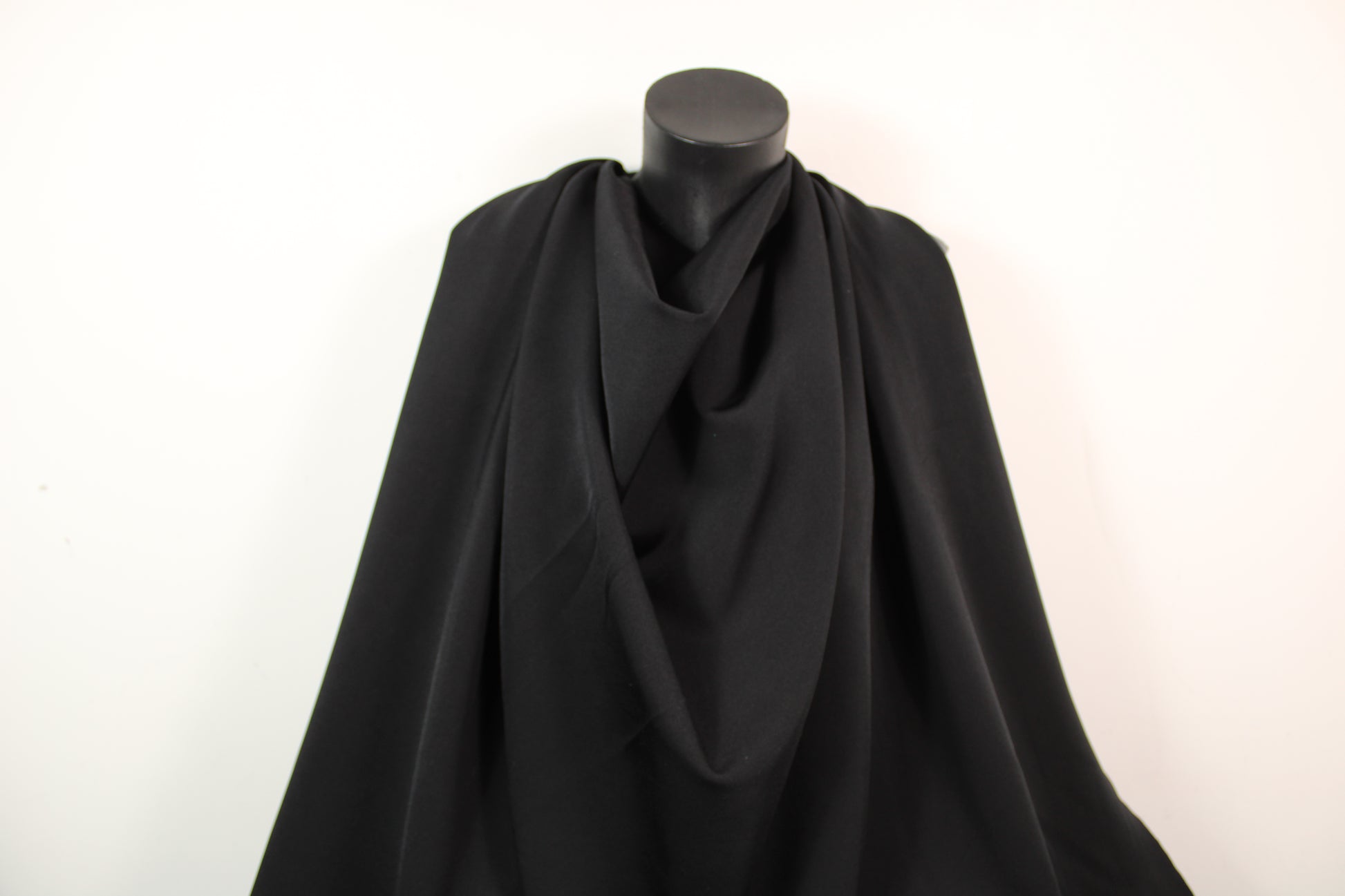Tissu néoprène prestige - noir - photo 4/4 | So Tissus