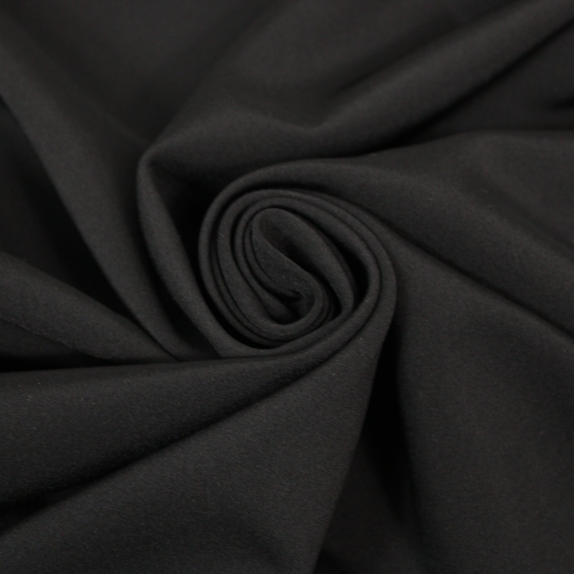 Tissu néoprène prestige - noir - photo 1/4 | So Tissus
