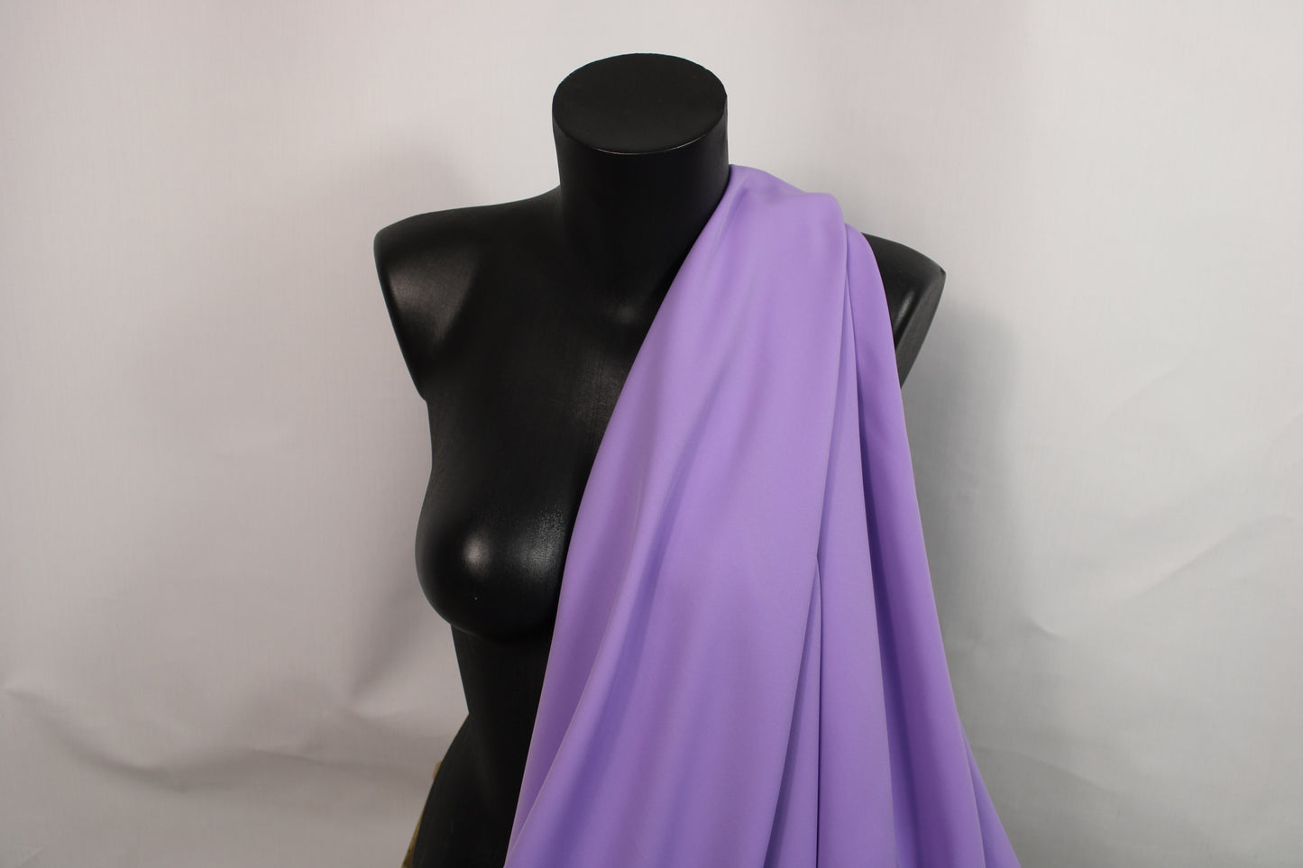 Tissu crêpe - lilas - photo 3/4 | So Tissus