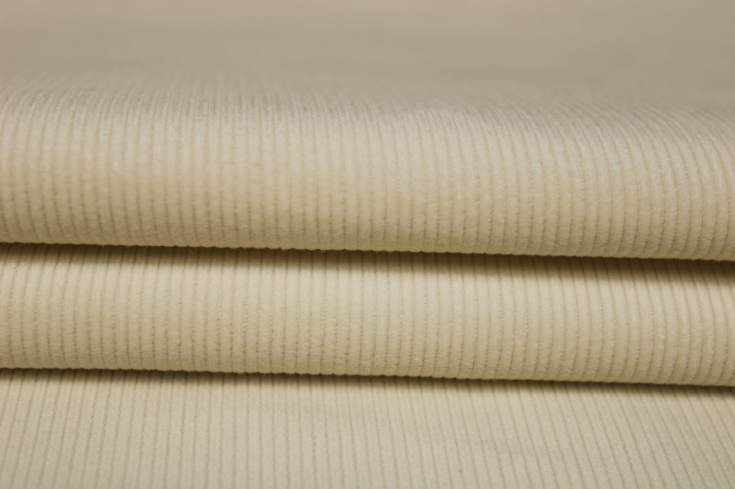 Tissu velours côtelé - ivoire - photo 2/4 | So Tissus