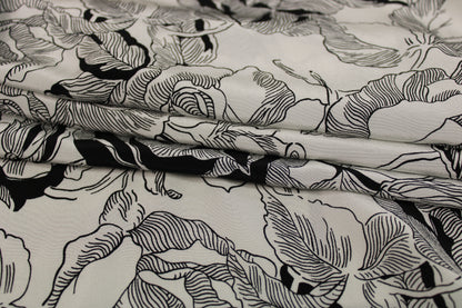 Tissu crêpe de chine 100% soie - imprimé fleurs abstraite - noir et blanc - photo 2/5 | So Tissus
