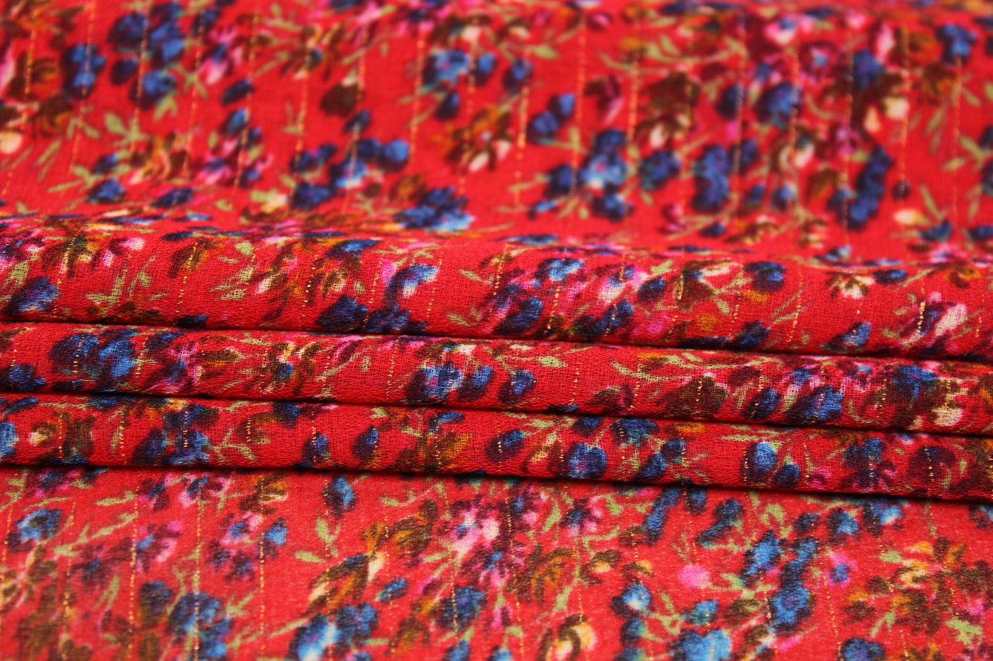 Tissu crêpe georgette  - imprimé fleuri - ton rouge - photo 2/4 | So Tissus
