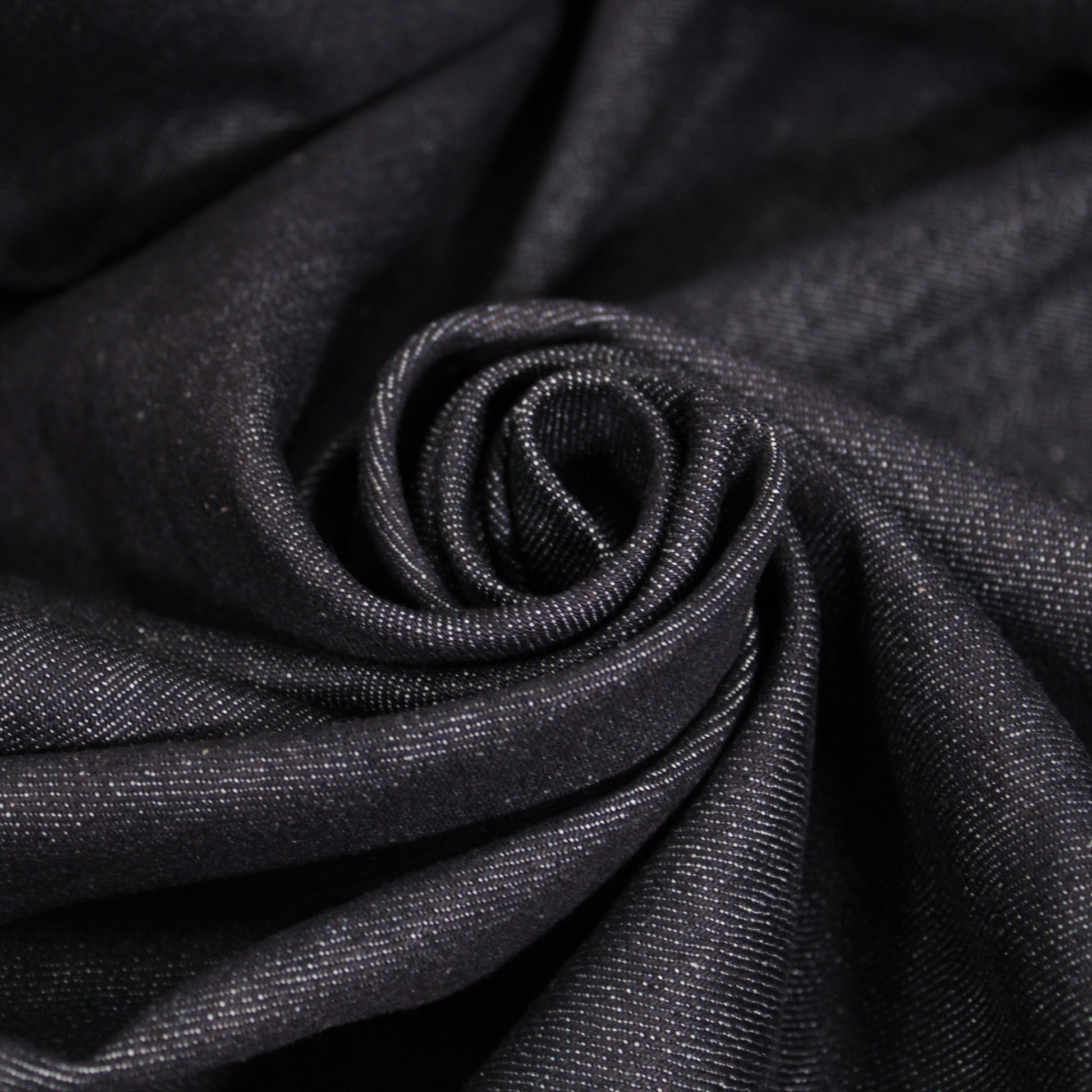 Tissu denim - brut - photo 1/4 | So Tissus