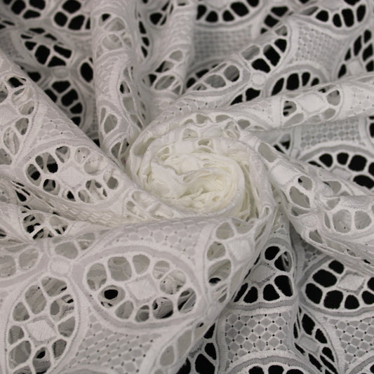 Tissu broderie anglaise - blanc