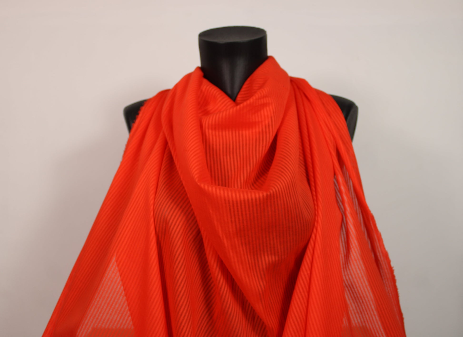 Tissu voile de coton - à rayures - orange vif - photo 4/4 | So Tissus