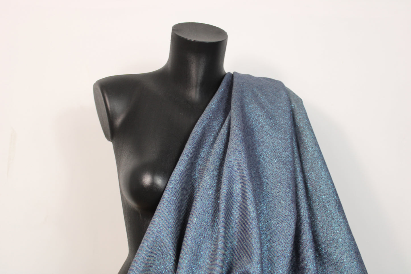 Tissu denim irisé - bleu ciel - photo 3/4 | So Tissus