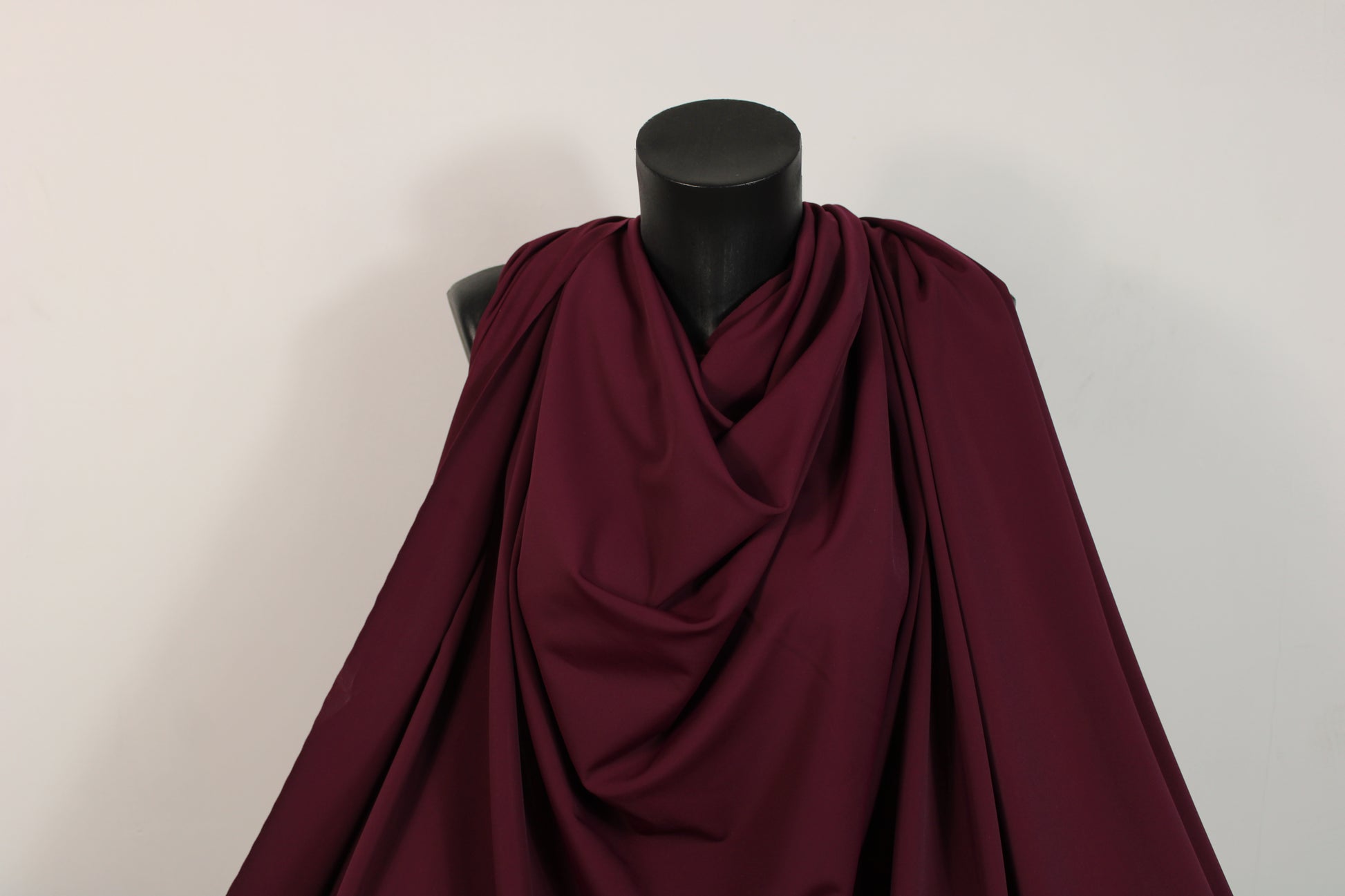Tissu maille maillot de bain - prune - photo 4/4 | So Tissus