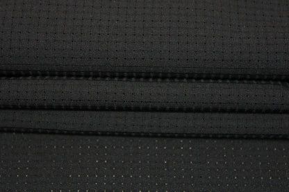 Tissu crêpe perforé - noir - photo 2/4 | So Tissus