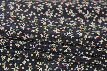 Tissu crêpe de soie lavé - imprimé fleuri - ton bleu marine - photo 5/5 | So Tissus