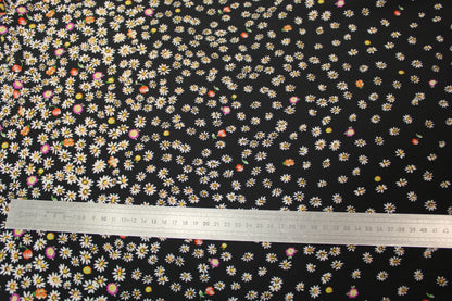 Tissu crêpe - imprimé marguerite - noir et multicolore - photo 5/5 | So Tissus