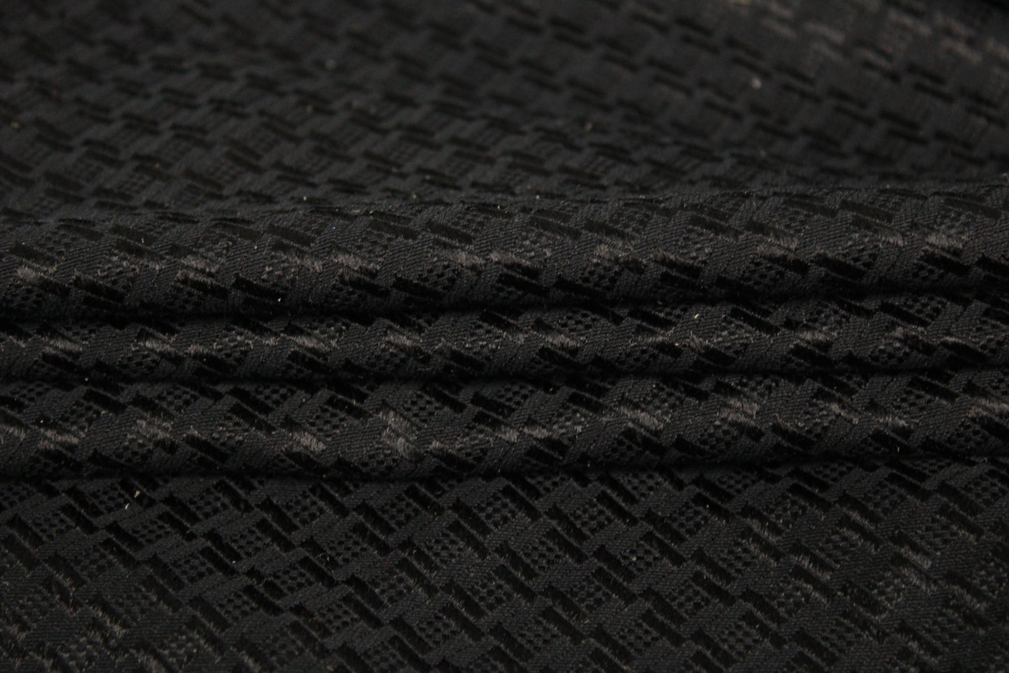 Tissu jacquard coton et soie - motif géométrique - noir - photo 2/4 | So Tissus
