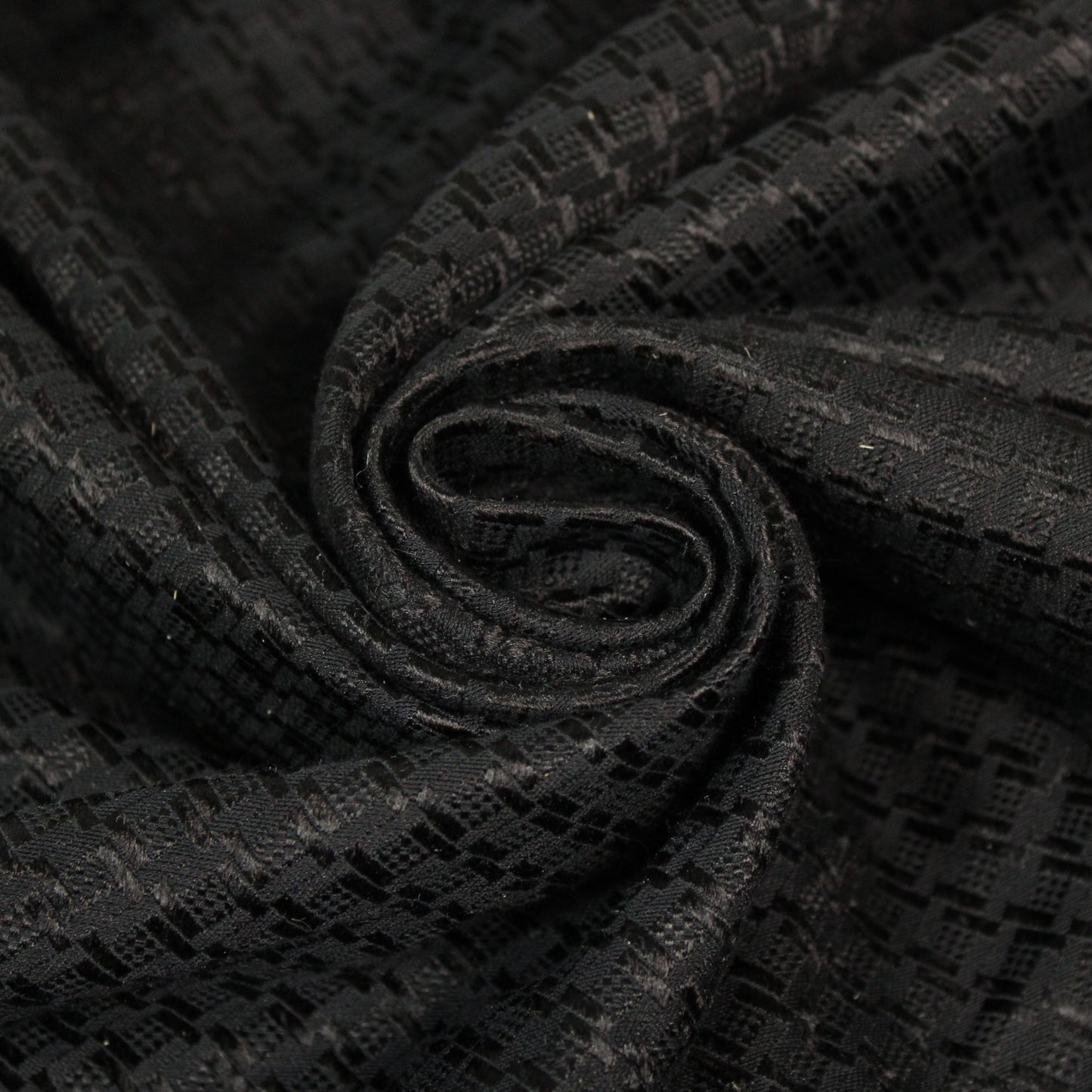 Tissu jacquard coton et soie - motif géométrique - noir - photo 1/4 | So Tissus