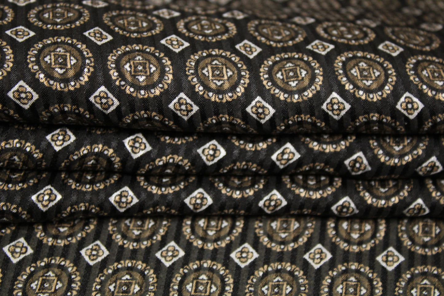 Tissu mousseline de soie - à rayures et motif baroque - ton noir - photo 2/4 | So Tissus